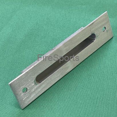 フロントボンネットキーロック受け(ボディ側)