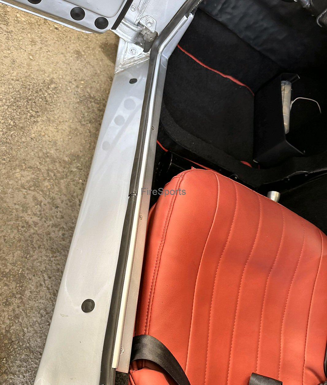 トヨタスポーツ800 ドアステップモール トヨタスポーツ800 ドアステップモール