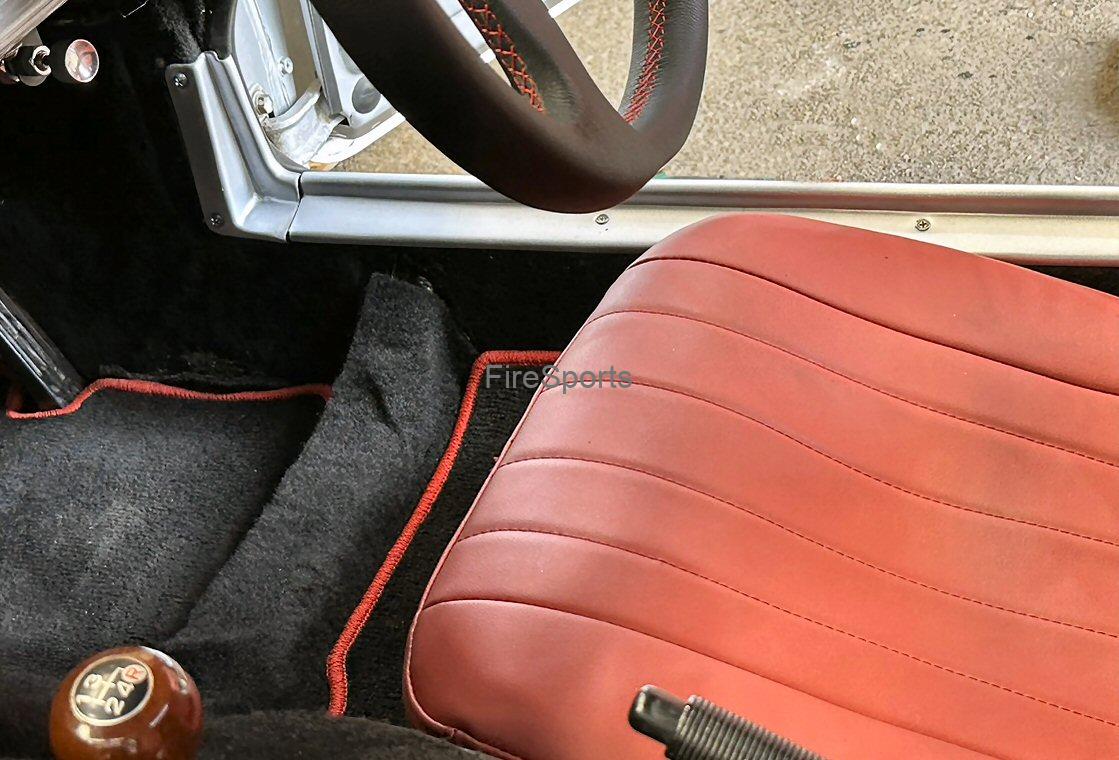 トヨタスポーツ800 ドアステップモール トヨタスポーツ800 ドアステップモール