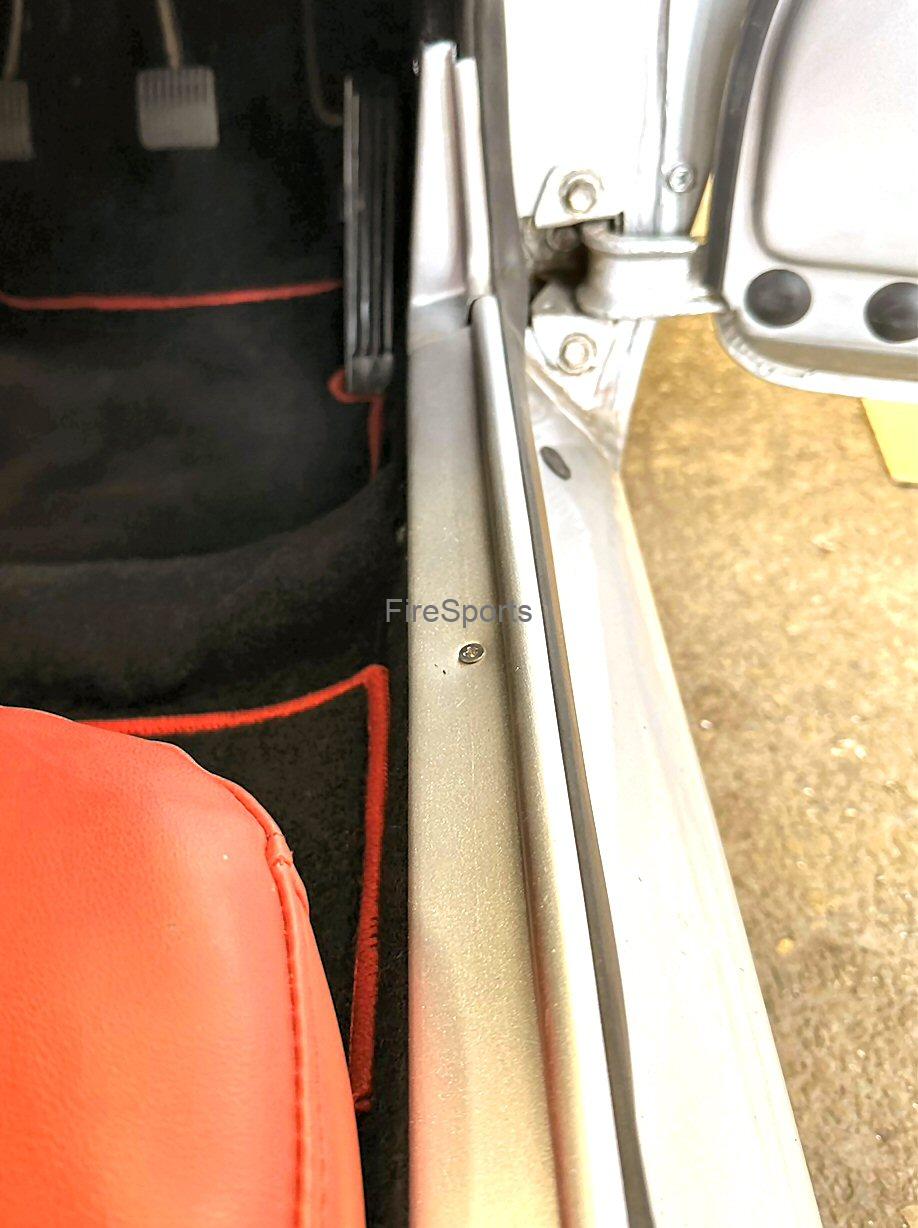 トヨタスポーツ800 ドアステップモール トヨタスポーツ800 ドアステップモール