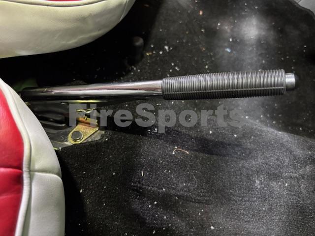 サイドブレーキレバー5